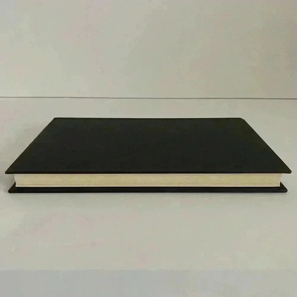 Danielle Steel Special Delivery Hardcover - Picture 11 of 12